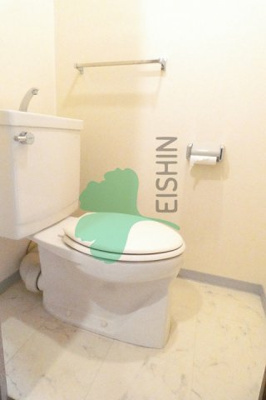 【トイレ】 | ルフェール博多 | 清潔感のあるトイレです。