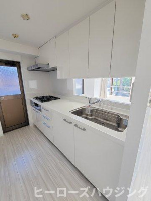 【キッチン】 | COZY桜の町 | ※同タイプの写真となり、実際のお部屋とは異なる場合があります