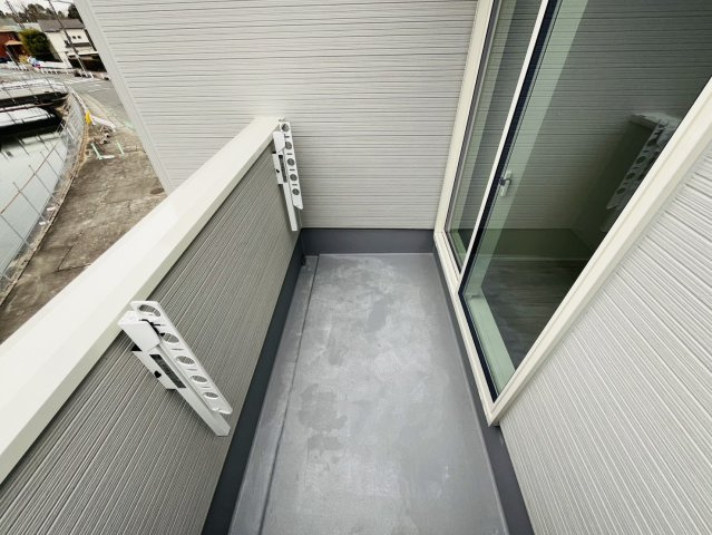 東海市加木屋町三ツ池12-128『仲介手数料無料』新築戸建てのバルコニー