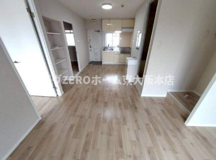 リアライズ玉出の居間・リビング