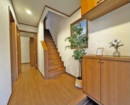 【設備】 | 藤沢市西富2丁目 中古戸建 | １階ホール