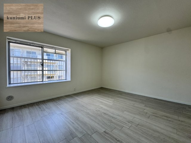 リバーサイドともぶち第1住宅第27号棟の洋室