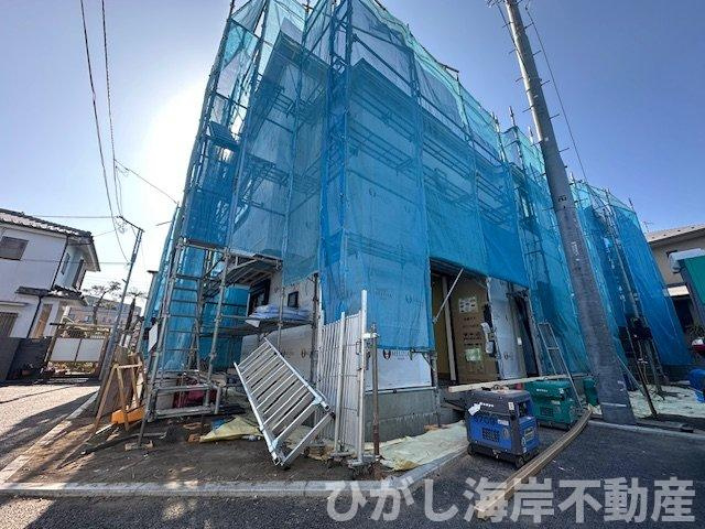 茅ヶ崎市東海岸北2丁目　新築戸建　全３棟の外観|1月30日撮影　建築中　現地外観
