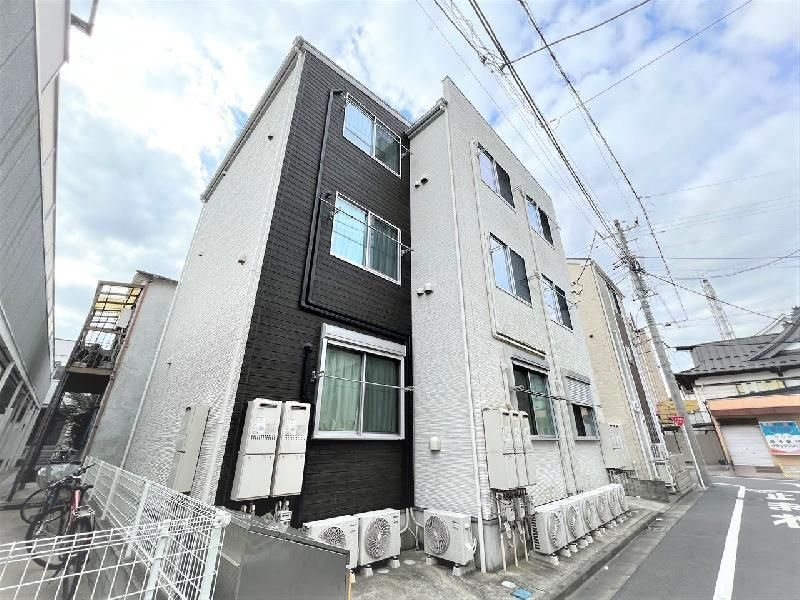 casa vecchiaⅢ(カーサ ベッキアスリー)の外観