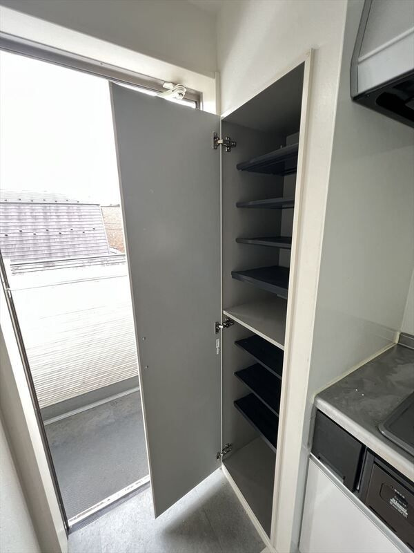 casa vecchiaⅢ(カーサ ベッキアスリー)の玄関