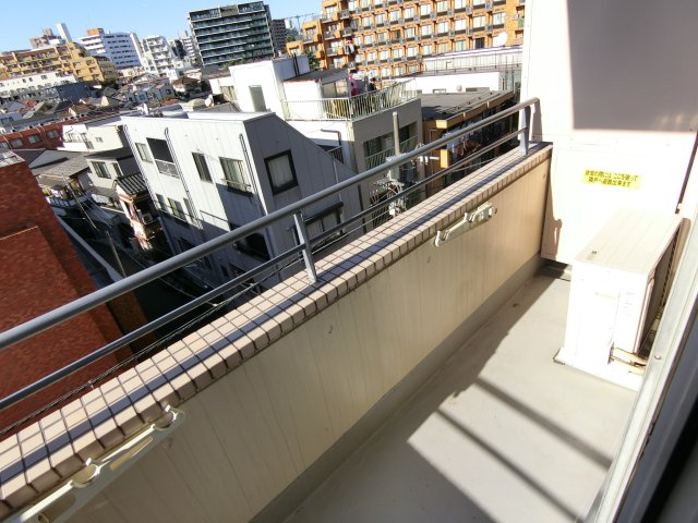 シャローム東中野 のバルコニー