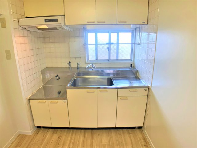 ビレッジハウス亀崎2号棟のキッチン