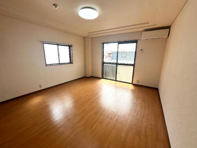 【居間・リビング】 | グレイスヴィラ北久保 | リビング