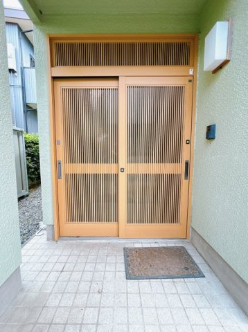 売中古戸建　富士宮市山本の前面道路含む現地写真