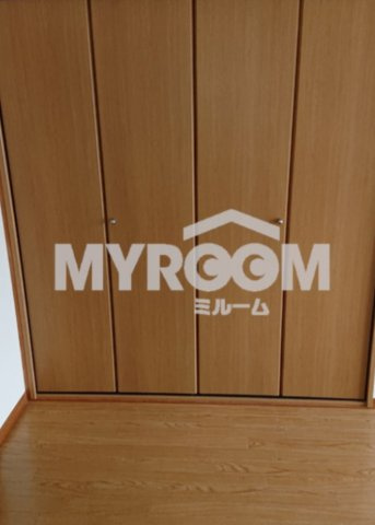 リズ松ヶ丘の収納