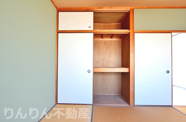 【収納】 | ニュー大原住宅 | たっぷりとした収納スペースです