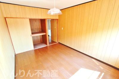【内装】 | ニュー大原住宅 | おしゃれな居間です
