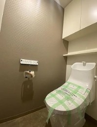 【トイレ】 | スカイコート隅田公園 | 落ち着いた色調のトイレです