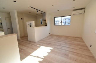 【居間・リビング】 | 真砂町　新築戸建