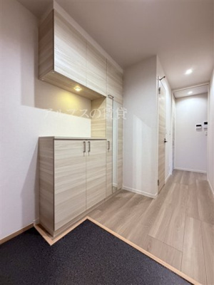 【玄関】 | ラ・メゾン山手１１