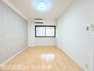 【洋室】 | Mプラザ明石弐番館 | 6帖洋室