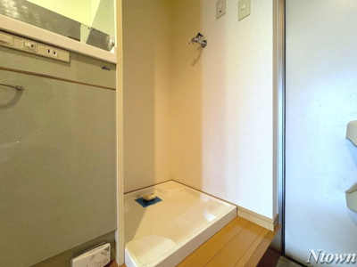【設備】 | オークヴィラ本陣 | 洗濯機置き場です。