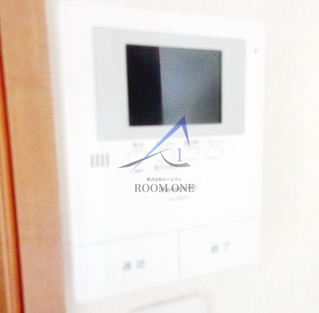 ウルラ東池袋のセキュリティ|モニター付きインターホンです。