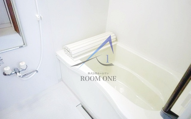 ウルラ東池袋の浴室|お風呂です。