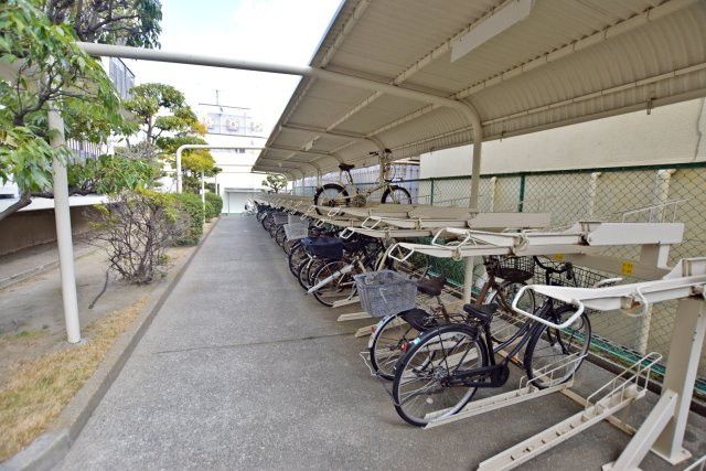 パレス南塚口壱号棟の駐輪場|共用部