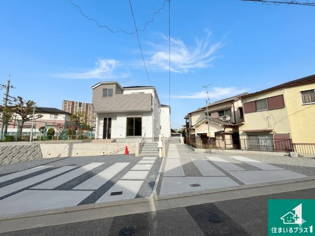 29日(土)30日(日)現地ご見学可能！枚方市菊丘物件情報 物件名らくらく物件入力物件名寄せ 物件名１必須町　全2邸の外観|安心の10年保証！外観を美しく保ち、雨水で汚れを落とします！気になることがありましたら、お気軽にお問い合わせください！