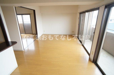 【居間・リビング】 | スペースヤマト | ※写真は別号室