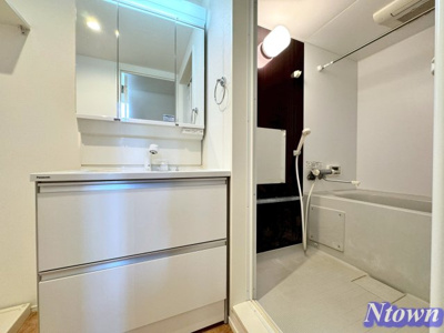 【独立洗面台】 | ノーブルコート | 独立洗面台、朝の身支度には欠かせません