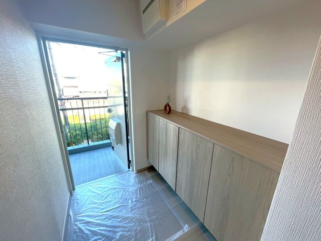 ◆２０２５年１１月リフォーム完了◆京阪本線「中書島」駅まで徒歩５分◆南向き３ＬＤＫ◆藤和伏見コープの玄関|玄関