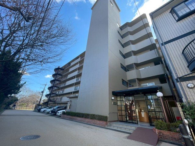 ◆２０２５年１１月リフォーム完了◆京阪本線「中書島」駅まで徒歩５分◆南向き３ＬＤＫ◆藤和伏見コープ