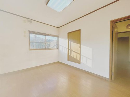 売中古戸建　富士宮市安居山の洋室