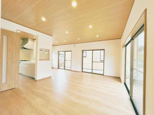 売中古戸建　富士宮市安居山の居間・リビング