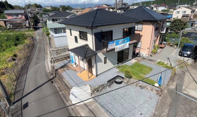 売中古戸建　富士宮市安居山の前面道路含む現地写真