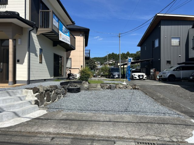 売中古戸建　富士宮市安居山の駐車場