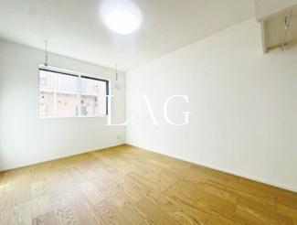 【居間・リビング】 | Ｒ－ＴＷＥＮＴＹ | 洋室です。