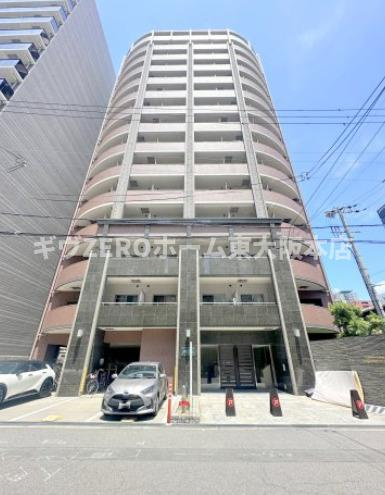 アーデンタワー西本町の外観