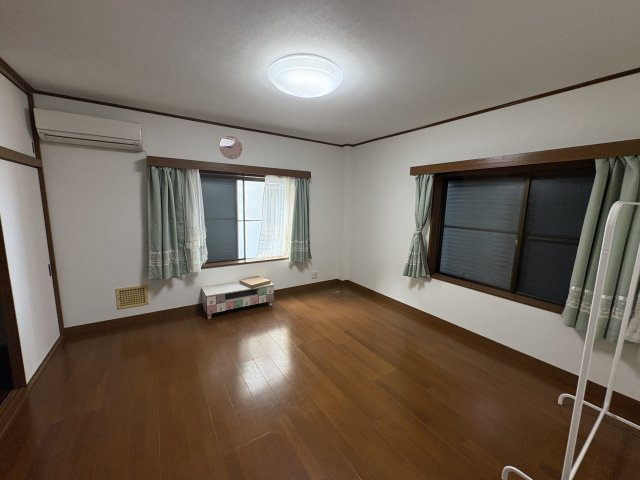 和歌山市関戸5丁目・中古戸建・54710の洋室