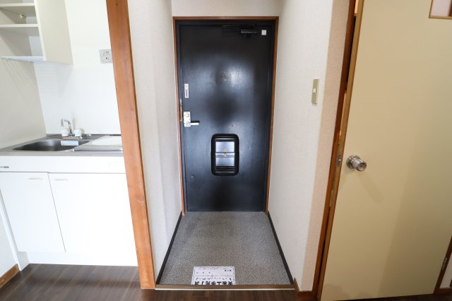 ライズ綾の玄関