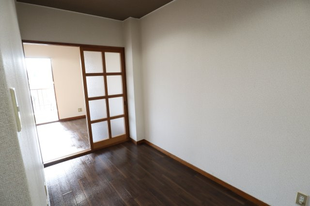 ライズ綾の居間・リビング