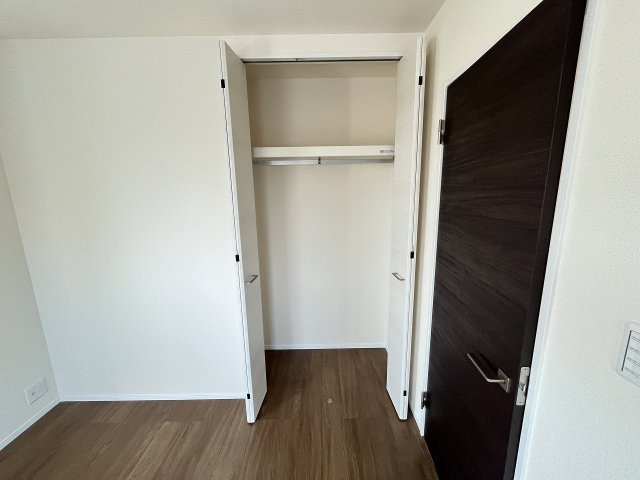 【収納】 | 福岡市城南区七隈2丁目第6　1号棟（全2棟）【仲介手数料無料・0円】 | 施工例。施工例は完成時と異なる場合があります。