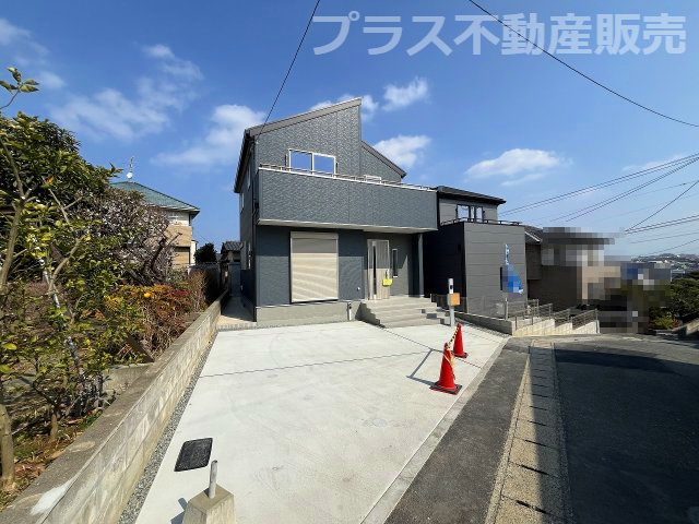 【外観】 | 福岡市城南区七隈2丁目第6　1号棟（全2棟）【仲介手数料無料・0円】 | 現地写真。プラス不動産販売なら、現場の全ての棟をまとめてご見学頂けます。