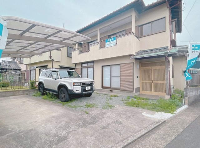 売中古戸建　富士市今泉の駐車場