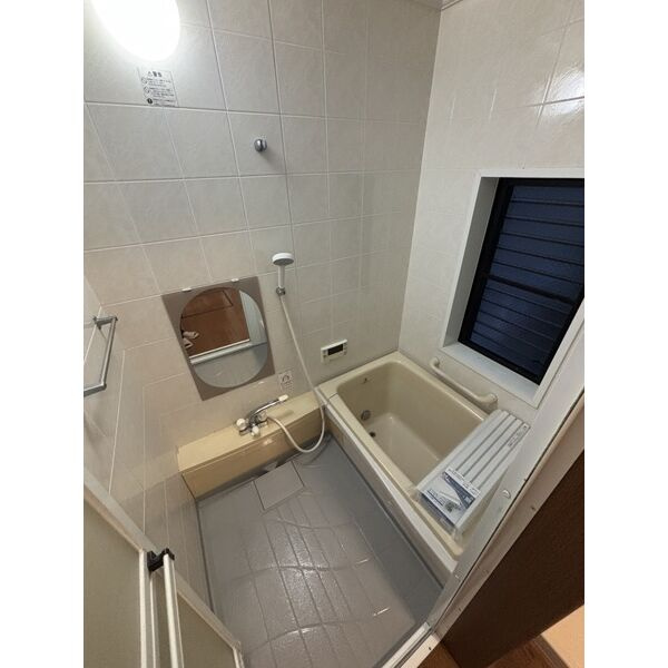 森南町3丁目貸家の浴室