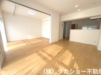 【居間・リビング】 | ソフトタウン谷津遊園　2号棟