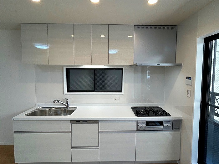 今津野田町中古戸建のキッチン