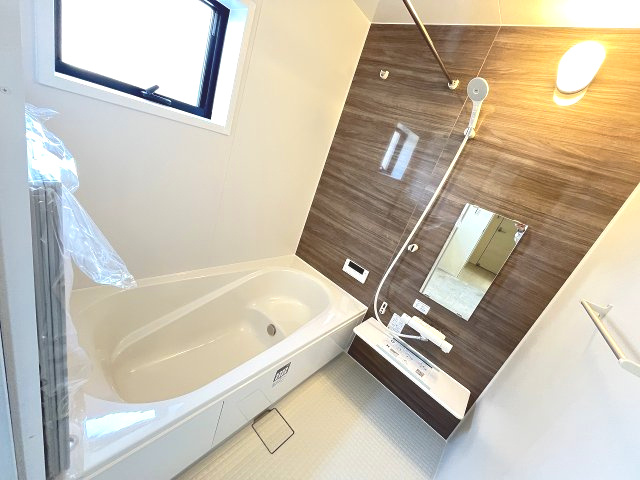 【内装】 | 福岡市城南区七隈2丁目第6　2号棟（全2棟）【仲介手数料無料・0円】 | 施工例。浴室です。施工例は完成時と異なる場合があります。