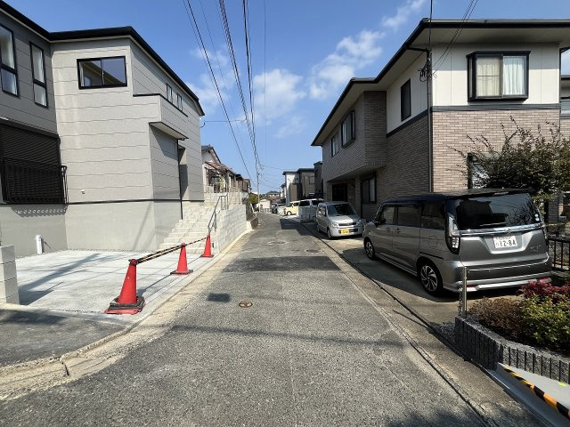 【その他】 | 福岡市城南区七隈2丁目第6　2号棟（全2棟）【仲介手数料無料・0円】 | 現地写真。前面道路です。