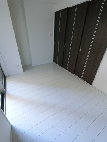 金太郎ヒルズ347の洋室