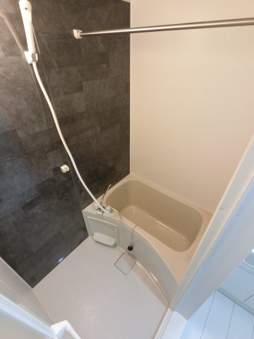 金太郎ヒルズ347の浴室