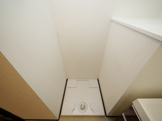 【設備】 | プレジオ東三国 | 洗濯機置き場です