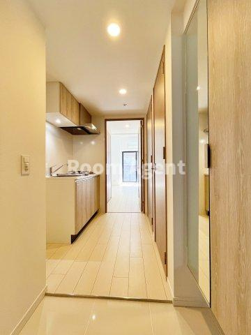 メイクス新栄の玄関